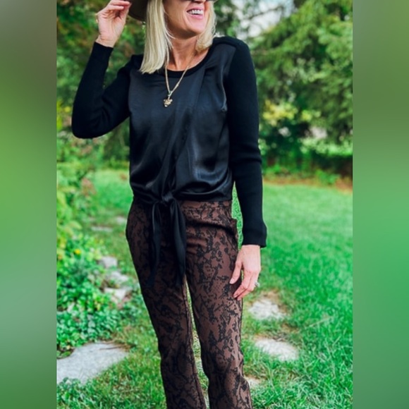 Cabi Crosstie Pullover - Picture 4 of 8